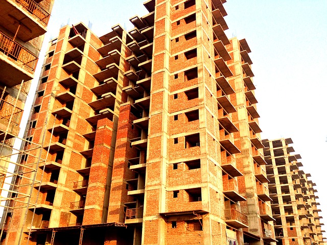 Why real estate prices have not fallen
